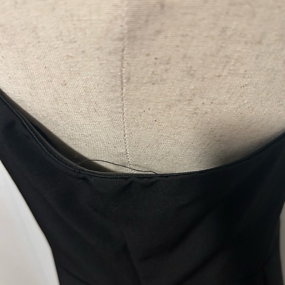 Sam Edelman black asymmetrical sheath dress feathers cocktail party 8 NWT - Picture 3 of 7